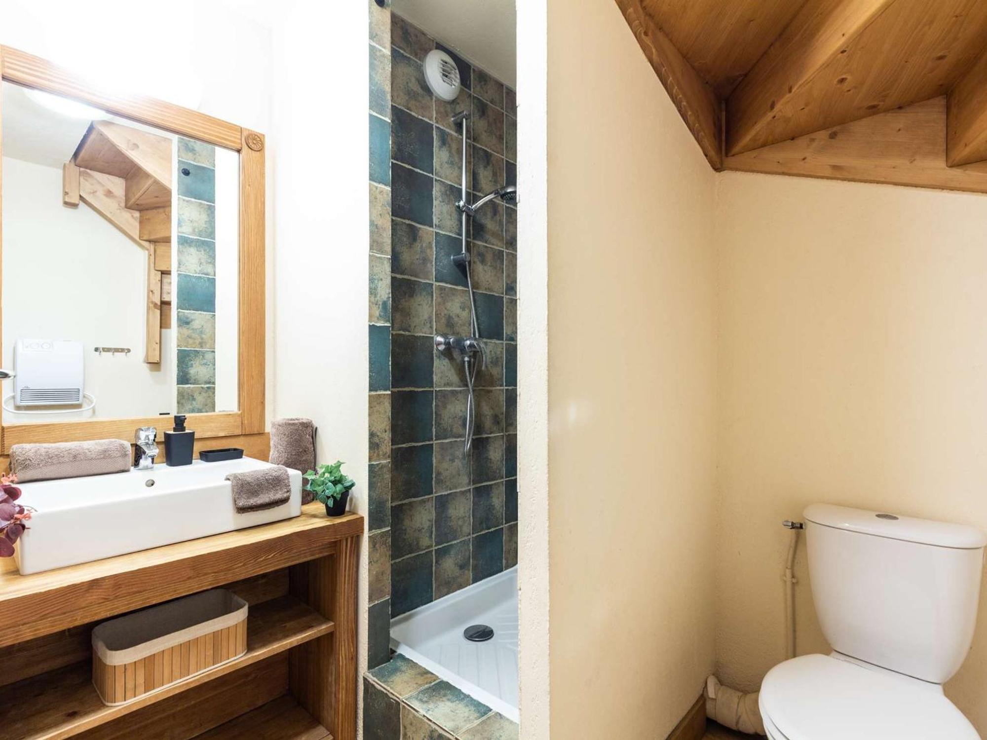 Appartement De 70 M² Au Centre-Ville Avec Piscine, Hammam, Sauna Et Balcon Bien Expose - Fr-1-296-392 Saint-Lary-Soulan Kültér fotó