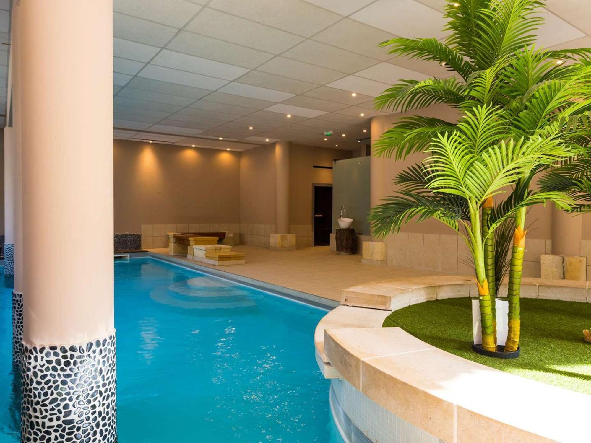 Appartement De 70 M² Au Centre-Ville Avec Piscine, Hammam, Sauna Et Balcon Bien Expose - Fr-1-296-392 Saint-Lary-Soulan Kültér fotó